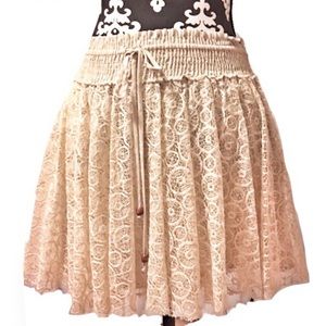 Free People ivory lace skirt;
elastic & tie waist